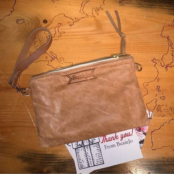 NWT BuxieJo Clutch  - Picture 2 of 6